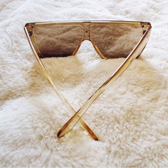 Greta Clear Yellow Oversized Statement Sunglasses - Picture 6 of 9